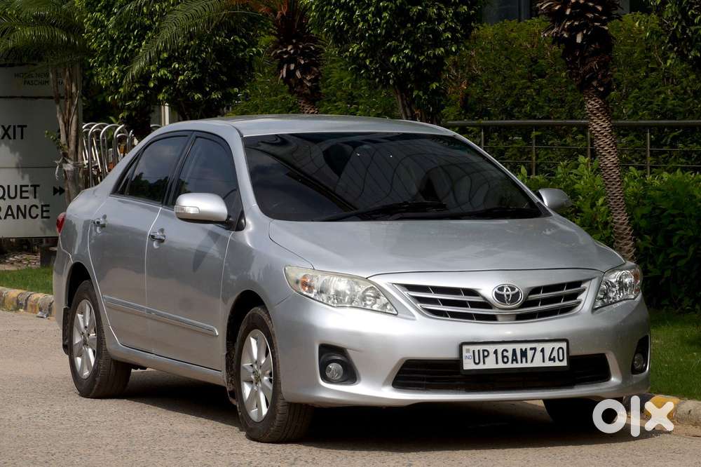 Toyota Corolla Altis 2010-2013 G HV AT, 2013, Petrol