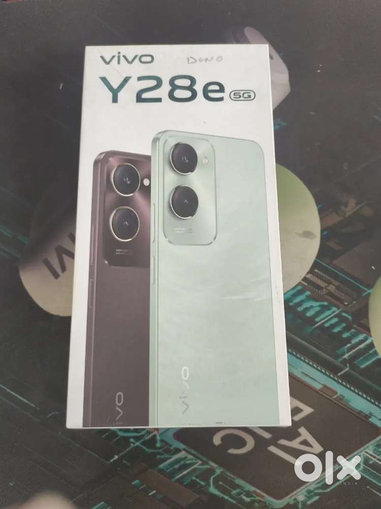 Y28 4/64 5G brand new condition
