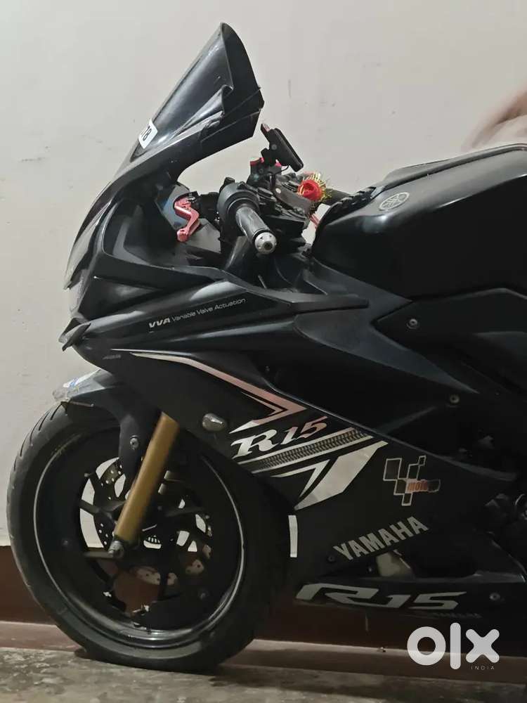 Yamaha R15 V3