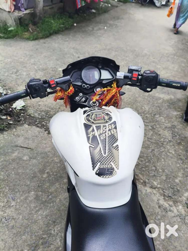 Pulsar BS3 200NS