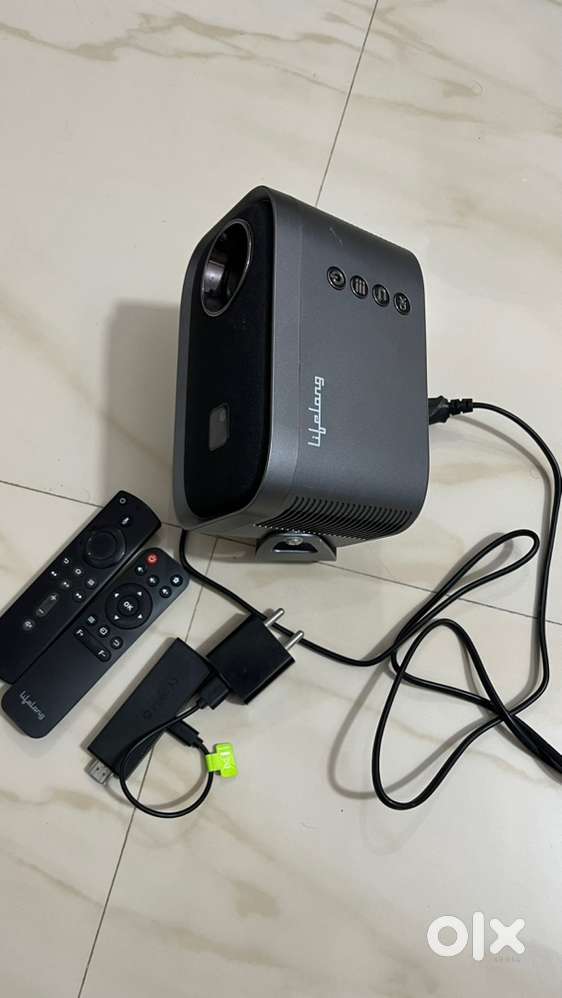 Projector with amazon fire stick
