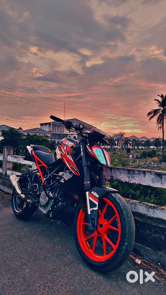 Fully wraped duke250