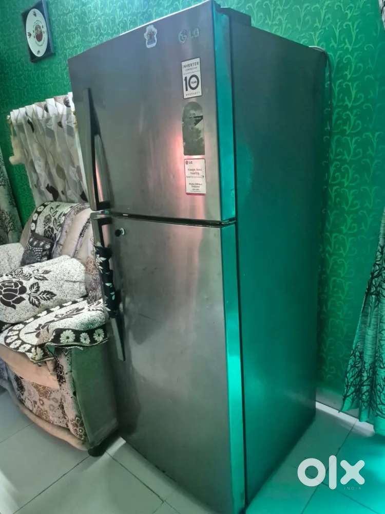 LG company Fridge , Good condition , double door , good looking