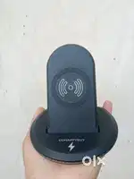 Fast Qi Wireless Charger – Good Condition, Best Price!”