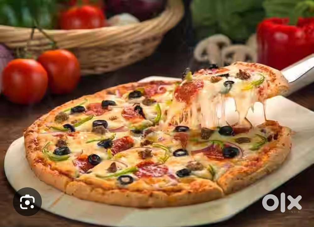 Pizzeria/Cafe Need Workers for Cooking and Management