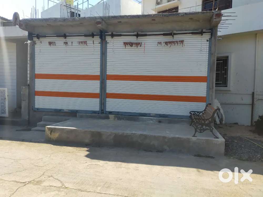 I want to give it on rent. There is parking space and 24-hour water