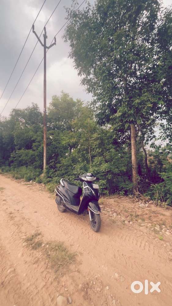 H-smart feature keyless scooter