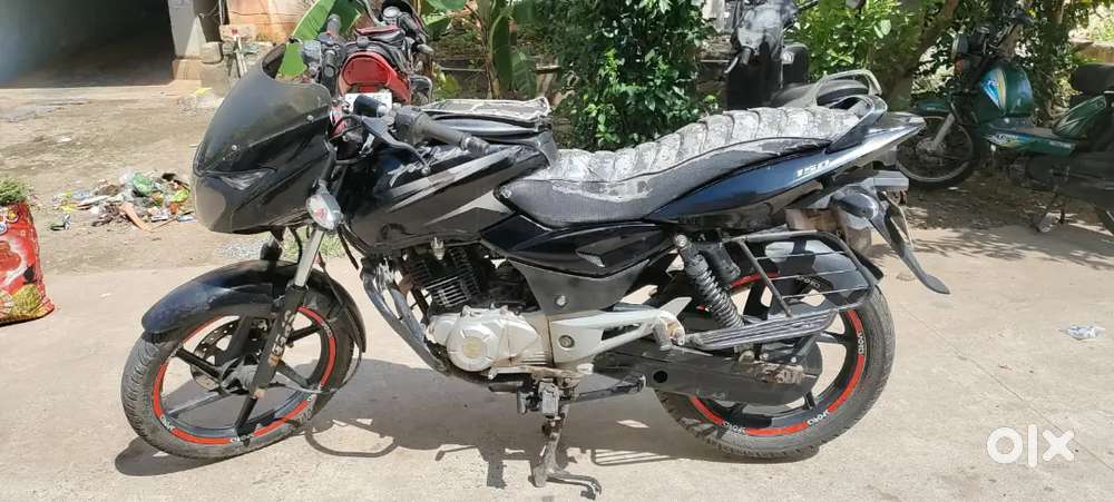 Pulsar 150