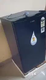 Hyundai HP101 Refrigerator (92L) – Excellent Condition