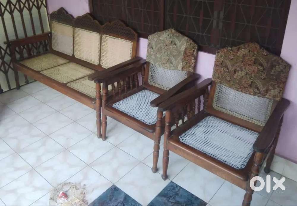 Old Sofa .