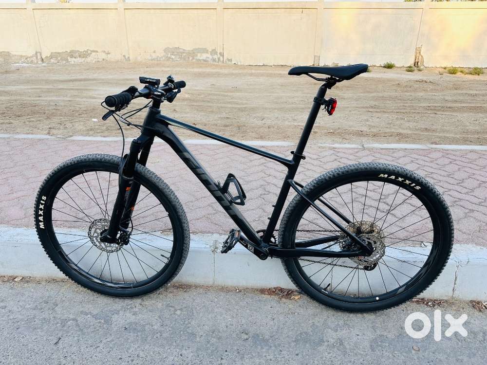 XTC SLR 29 Size-L  Perfect condition