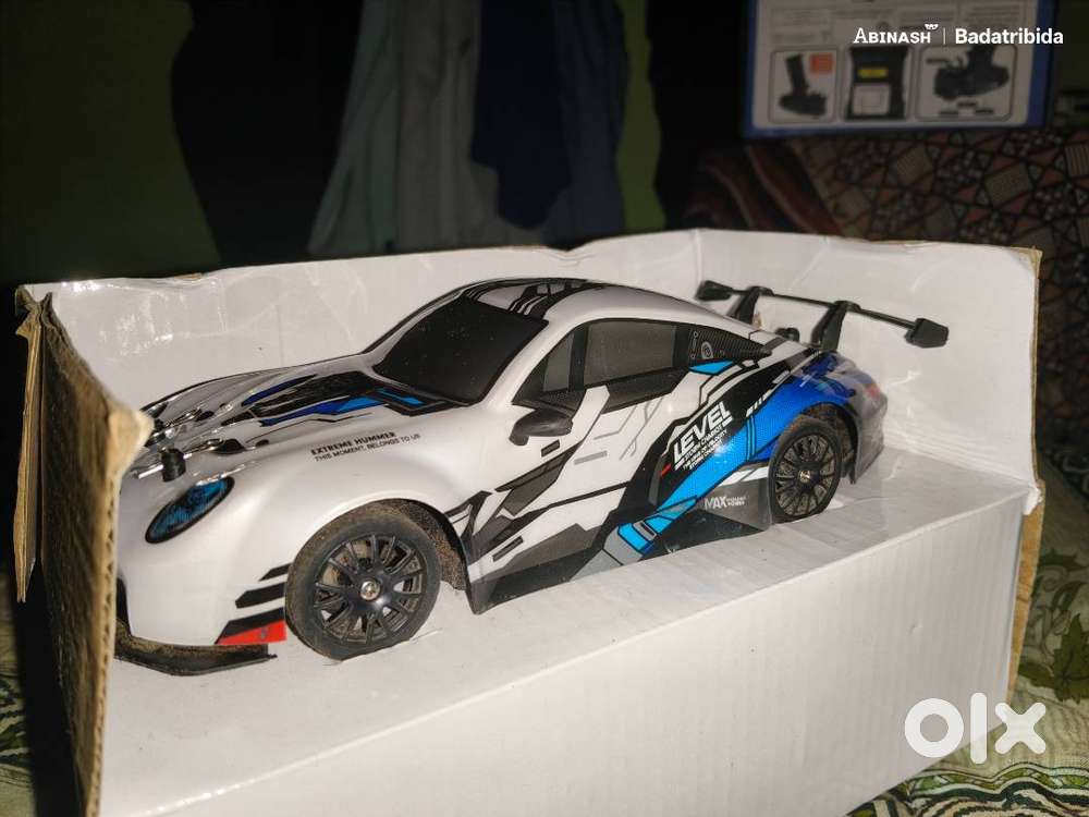 High speed rc drift car(4*4) 20 kmph with speed switch button