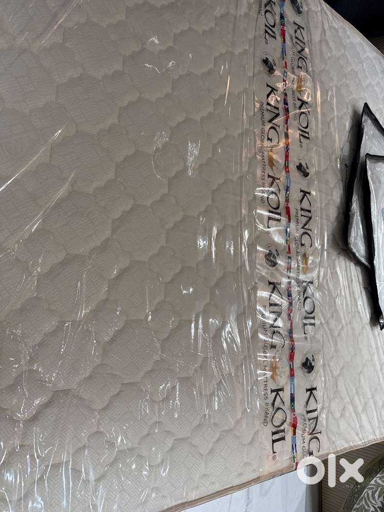 Mattress king koil