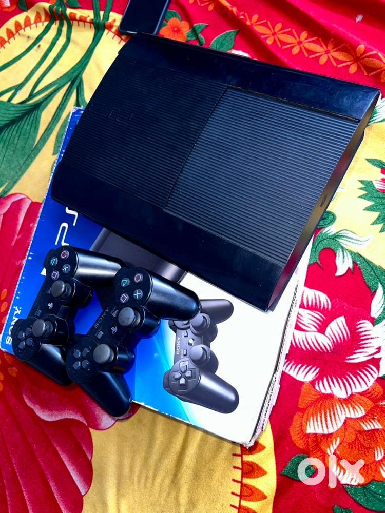 Play station 3 super slim  (ps3)