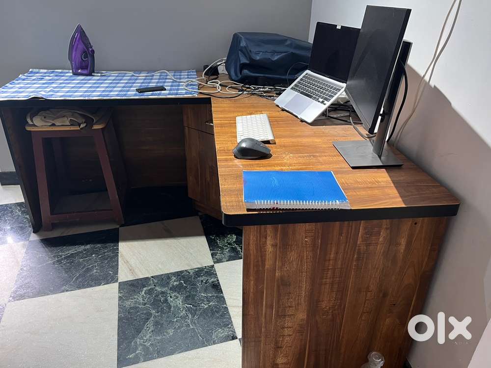 L shape computer table