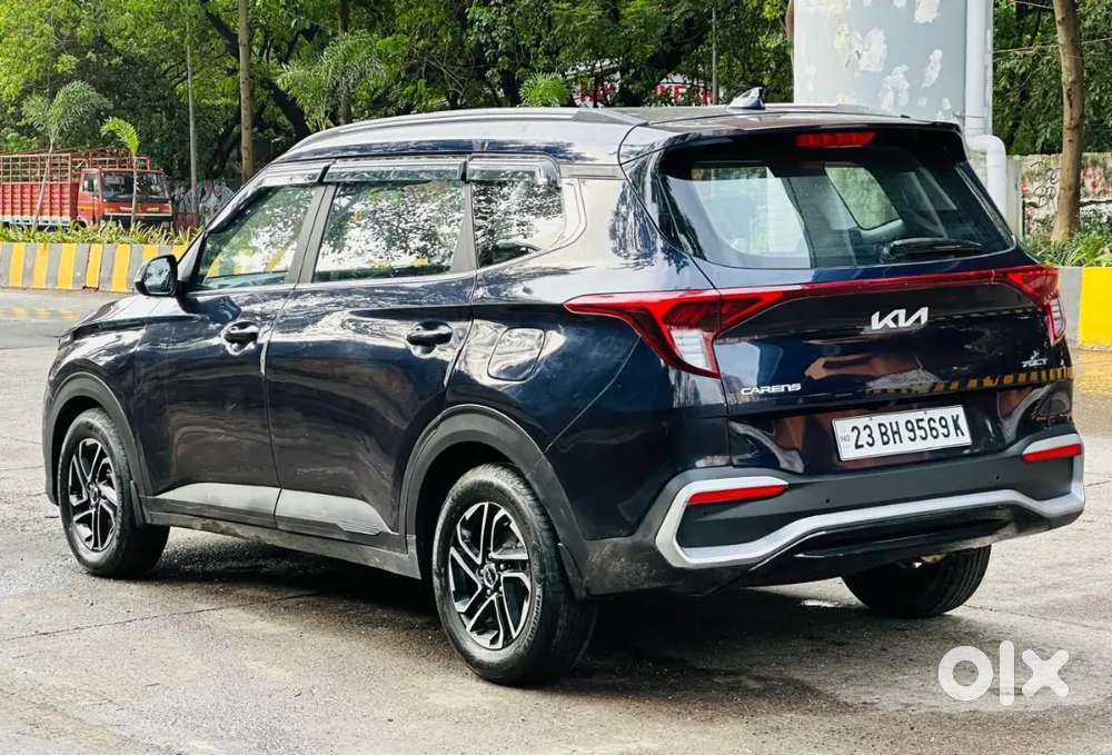 Kia Carens 2023 push batan start Petrol 9000 Km Driven