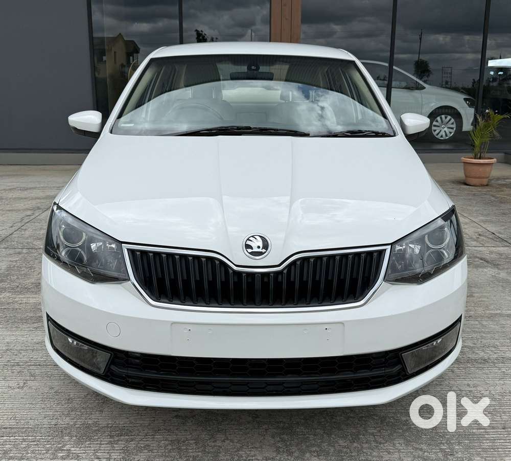 Skoda Rapid 1.5 TDI Style/1.5 AT Style, 2016, Diesel