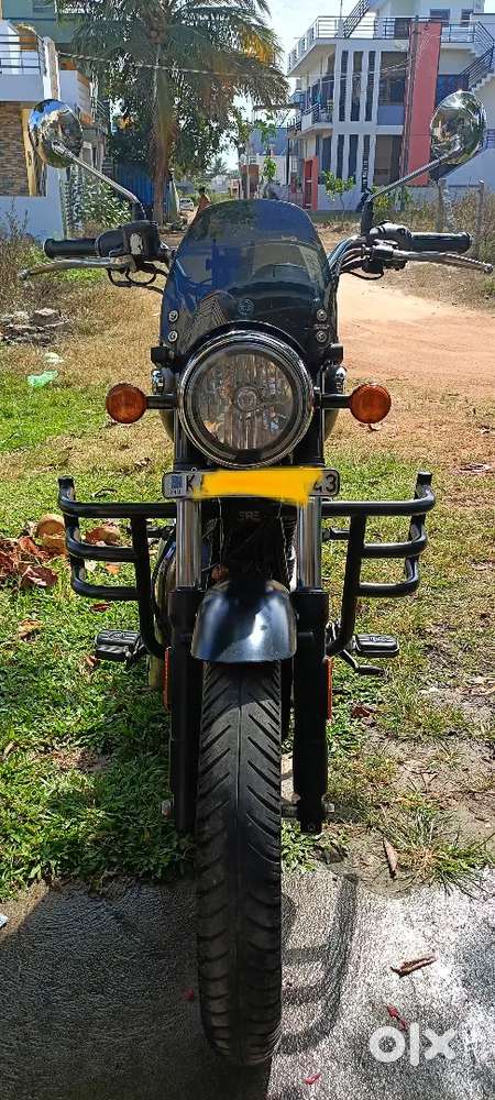 Single owner 2 original key all documents showroom history new tyre