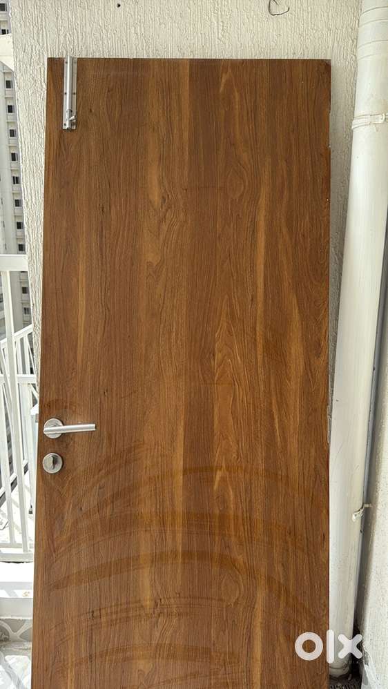 Door brand new