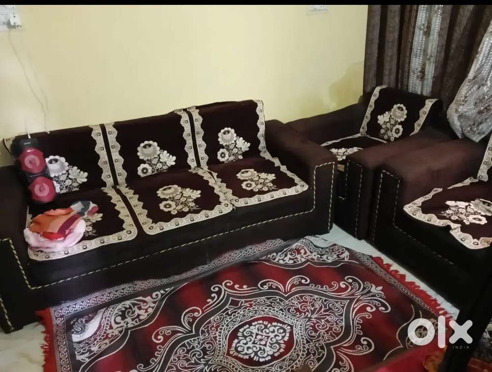Sofa 5 seater with cover