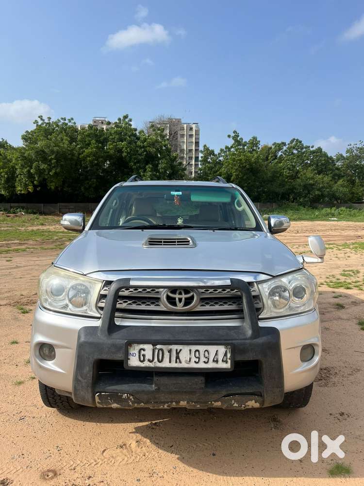Toyota Fortuner [2009-2012] 3.0 4X4 MT, 2010, Diesel