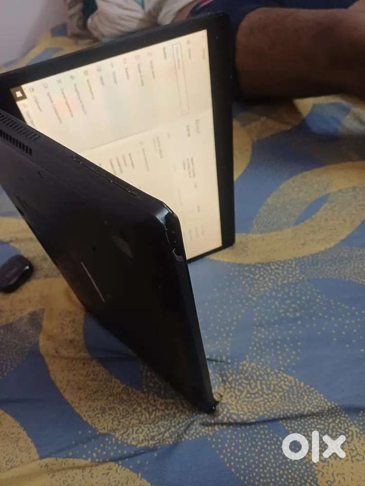 Dell Latitude E5450 Laptop (Core i5/8GB RAM/256GB SSD) - Urgent Sale!