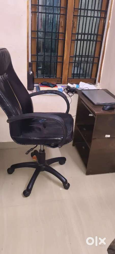 Computer Table and Chair