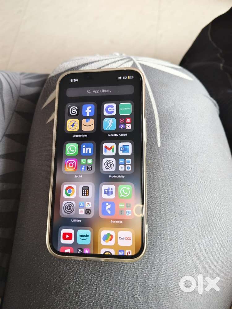 iPhone 13 Starlight