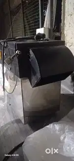 Polla cutting machin