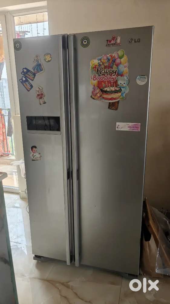 LG Double door fridge