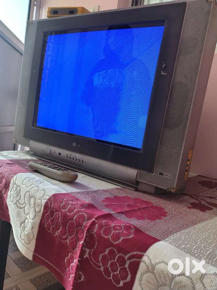 LG flatron colour tv