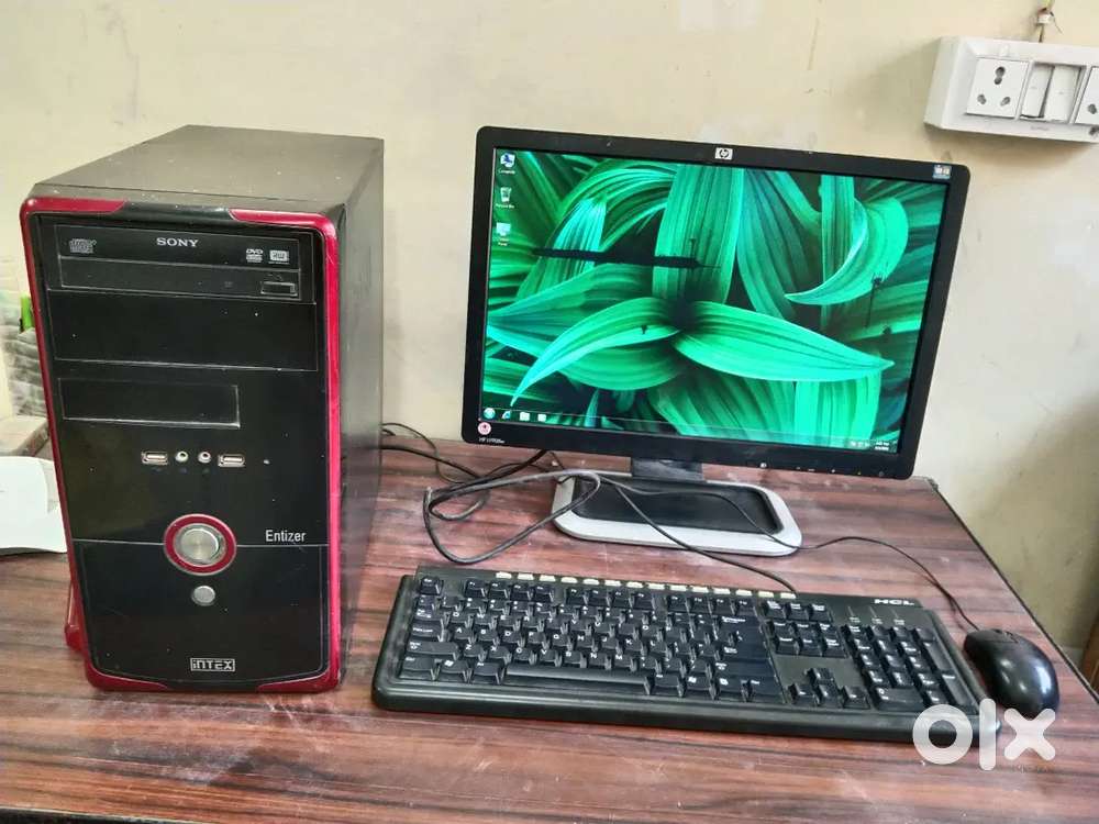 Core i3 computer Rs 2500