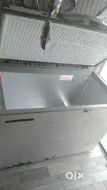 Shop ke liye deep freezer