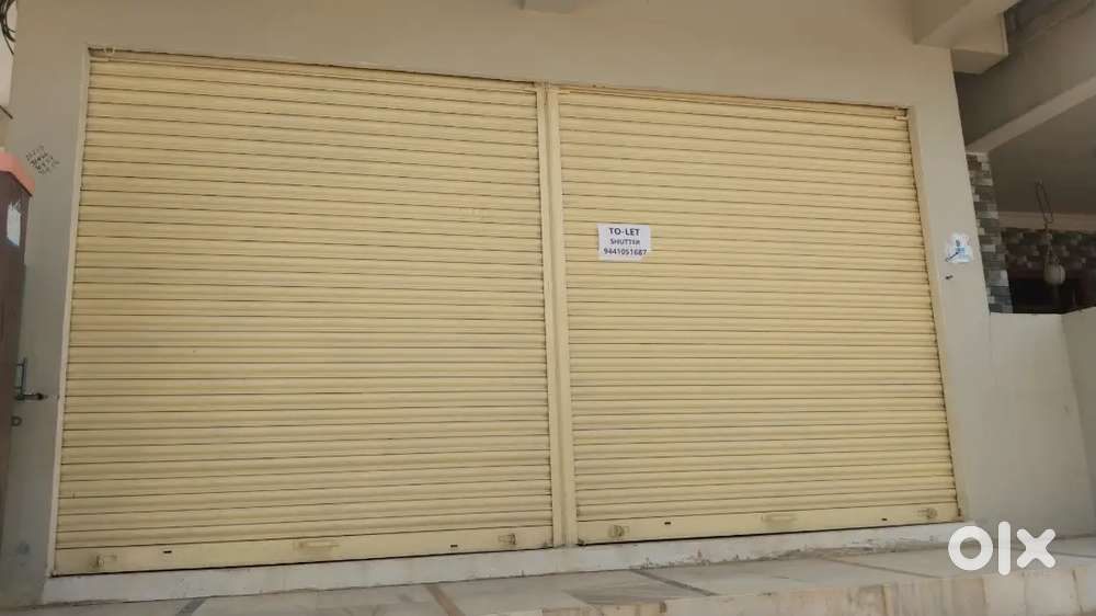 Shop 15×15 double shutter