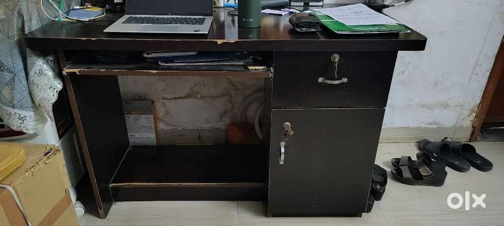 Computer office table