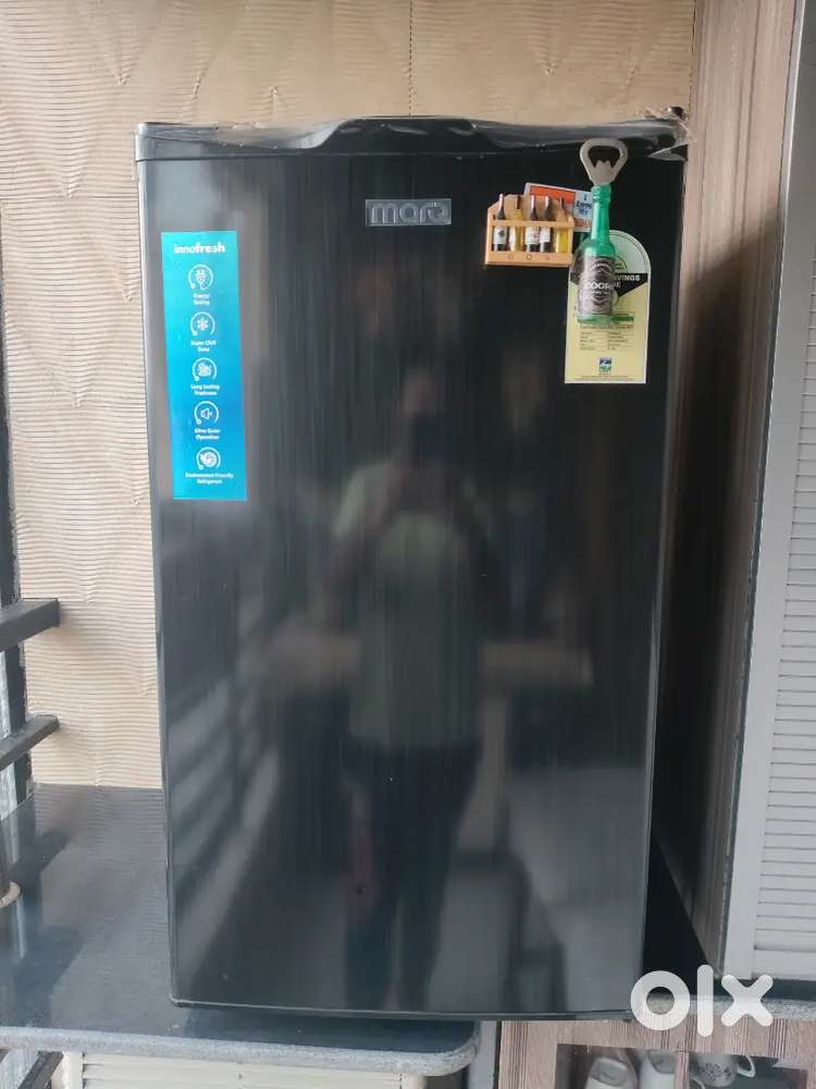 MARQ refrigerator 100 litres