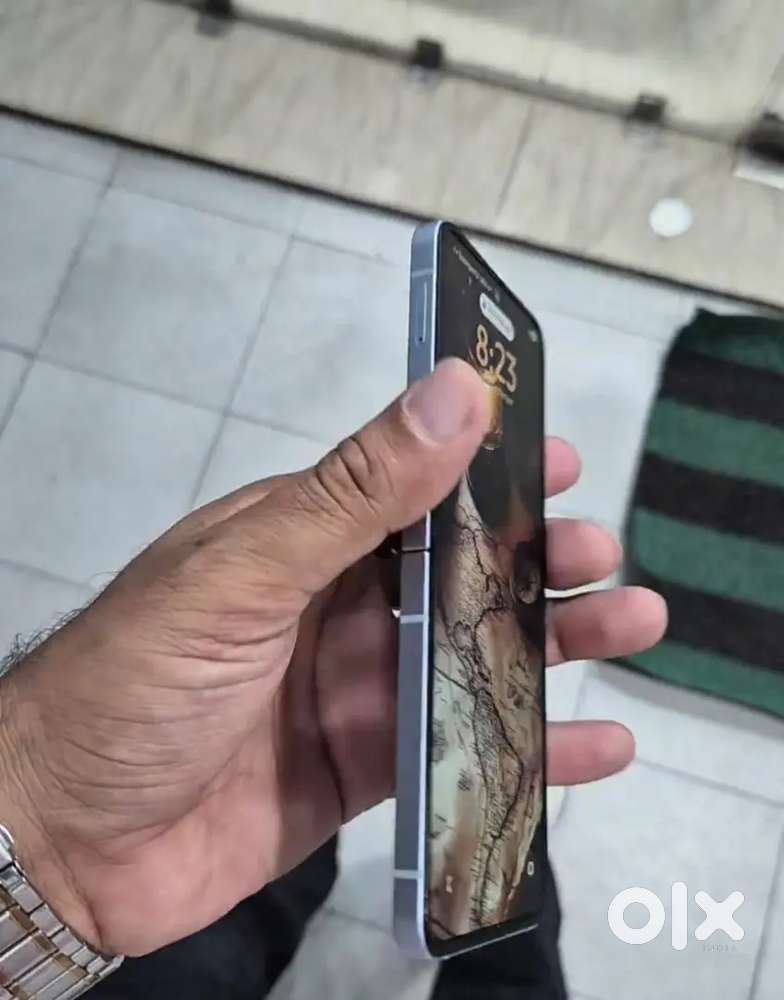 SAMSUNG FLIP Z6