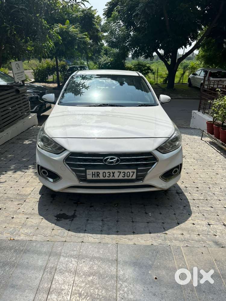 Hyundai Verna 2018 Diesel 74900 Km Driven