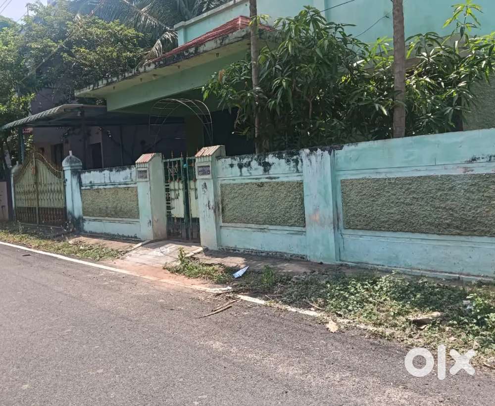 Independent house for sale