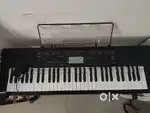 CASIO CTK-3200 keyboard with 61 keys