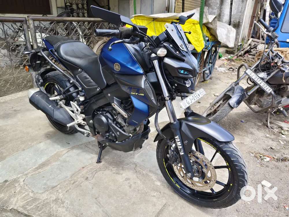 YAMAHA MT 15