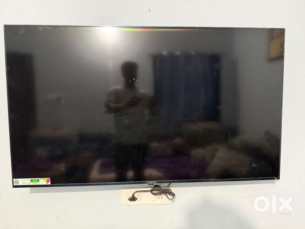 LG 55 inch only 4 months old bill available