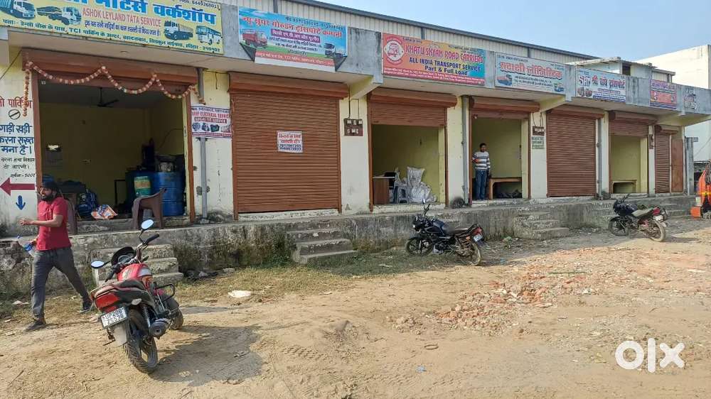 Shops Available for Rent on SIDKUL Highway
