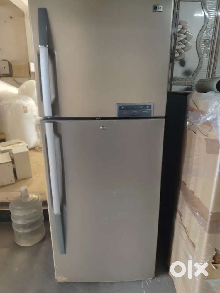 Oll refrigerator