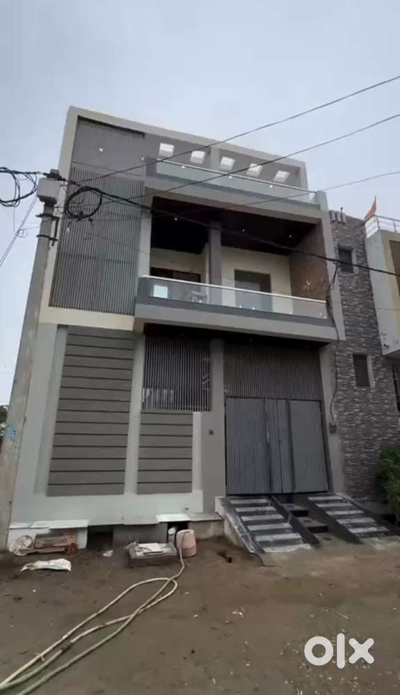 140 gaj house for sale near raksha puram
