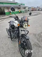 Thunderbird 350x brand new condition just service brand new shoes