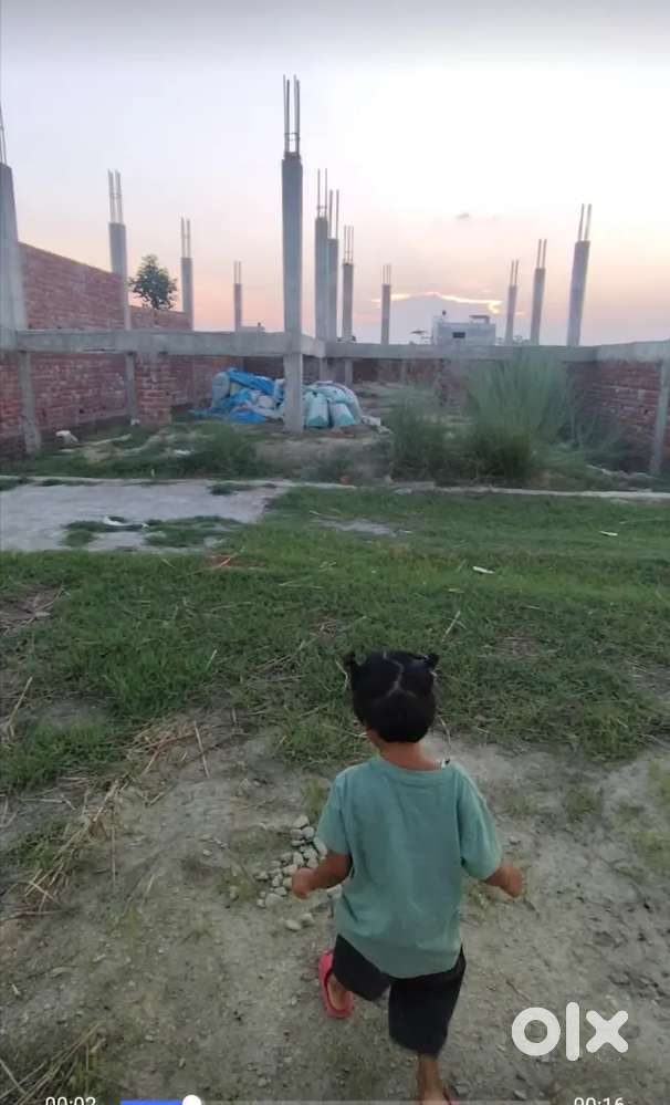 Money problem islea becha rahea hea