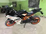 Brand new showroom condition KTM RC390