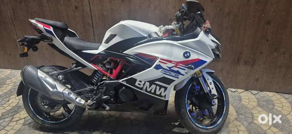 New showroom condition