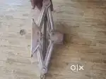 Jack machine